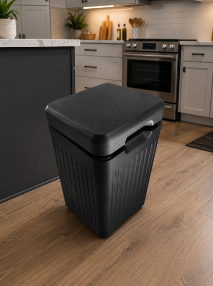 Trash can